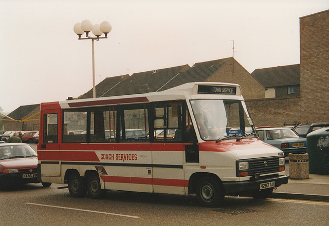 Coach Services of Thetford H283 TAH in Brandon - 16 Apr 1994 Coach Services of Thetford H283 TAH in Brandon - 16 Apr 1994