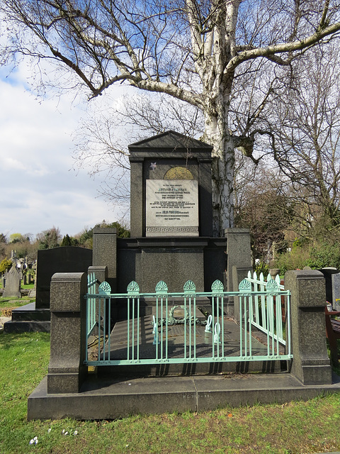 hampstead cemetery, london