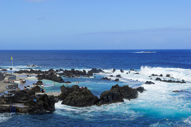 Felsenschwimmbecken bei Porto Moniz (© Buelipix)