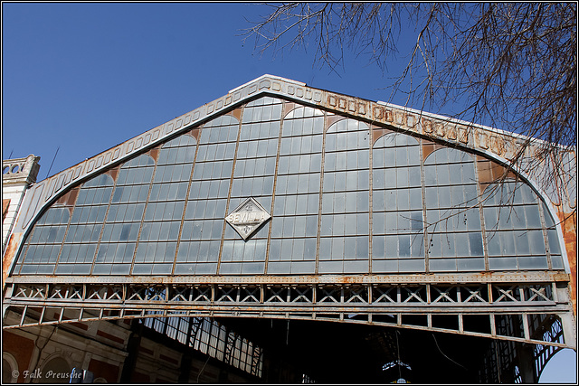 Dach einer alten Markthalle