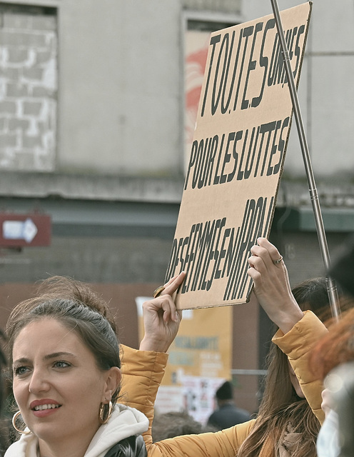 photo 13-manifestation feministe antiraciste 15102022