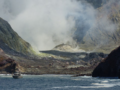 Whakaari/White Island (53) - 25 February 2015