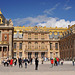 Dans la cour royale du Château de Versailles