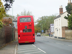 DSCF0283 Chambers (Go-Ahead) 564 (W409 WGH) in Bury St. Edmunds - 7 Nov 2017