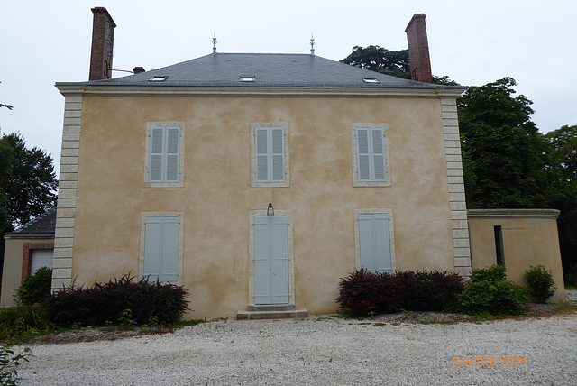 quelques maisons de SAINTE SUZANNE