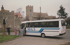 Neal’s Travel G806 HRN in Barton Mills – 29 Dec 1989 (108-18)