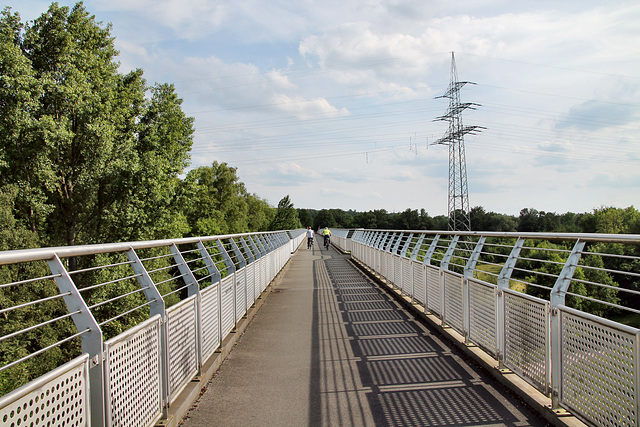 Radweg Erzbahntrasse, Pfeilerbahn (Gelsenkirchen-Ückendorf) / 21.05.2018