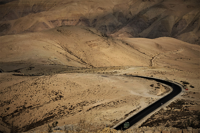 Un long chemin sinueux (Gérard Vallée)