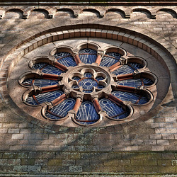 Fensterrose an der Kath Pfarrkirche St.Lambertus in Immerath