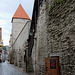 Tallinn - entlang der Stadtmauer (© Buelipix)