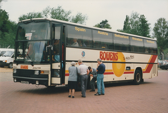L F Bowen EEW 126Y at Barton Mills - 13 Jul 1991 (144-18)