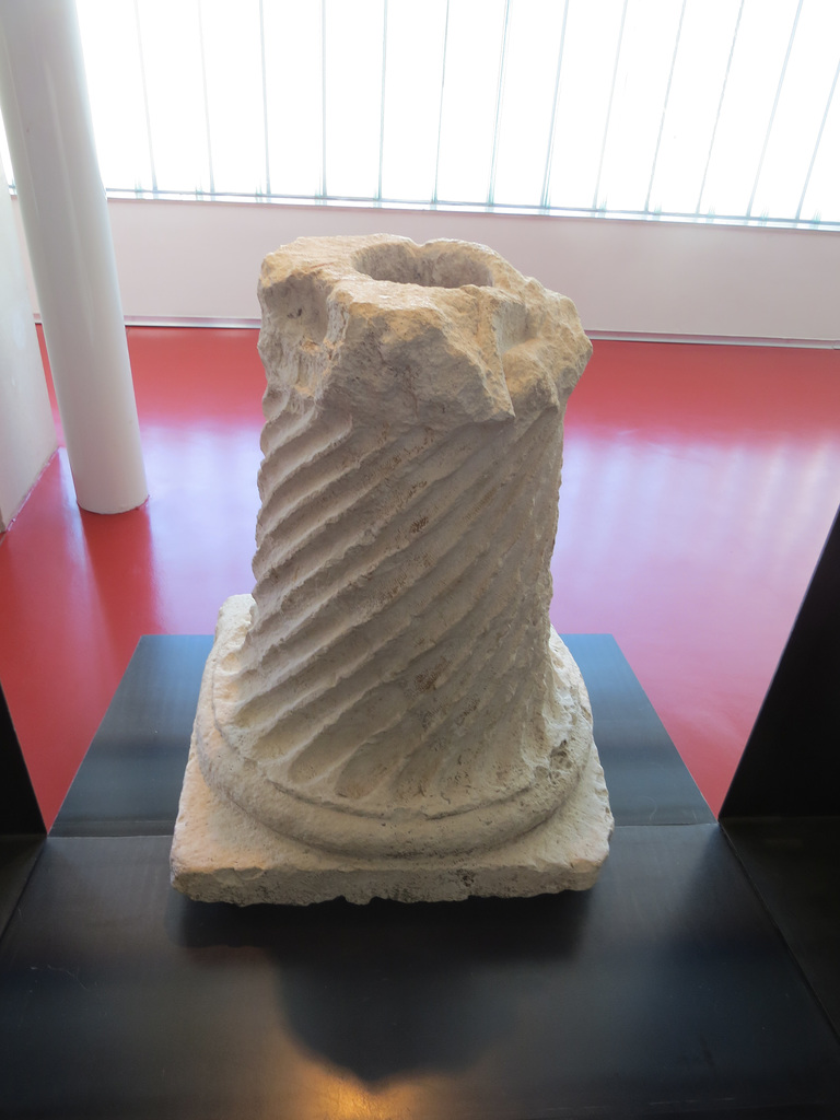 Musée archéologique de Zadar : socle.