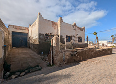 Décadence architecturale / Architectural decay Décadence architecturale / Architectural decay