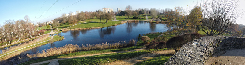 BELFORT: Le parc de la Douce 01