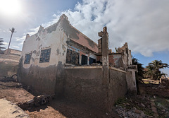 Architectural decay / Décadence architecturale Architectural decay / Décadence architecturale