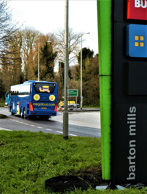 Freestones Coaches (Megabus contractor) YT68 GXM at Fiveways, Barton Mills - 12 Dec 2021 (P1100183)