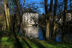 Moulin au bord du Loiret .