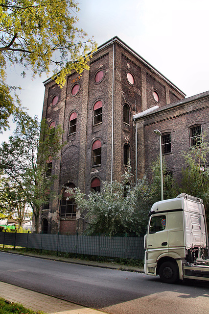 Malakowturm von Schacht Rheinpreußen 1 (Duisburg-Homberg) / 3.10.2022