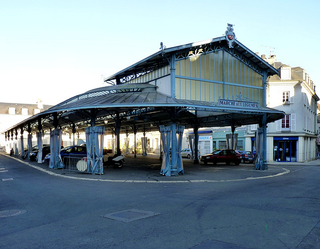 Chartres - Marché Aux Légumes