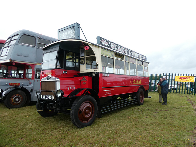 Preserved former London General S433 (XL 8940) at Showbus - 29 Sep 2019 (P1040445)