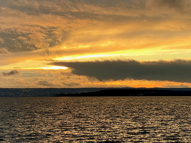 Sonnenuntergang über dem Bodensee