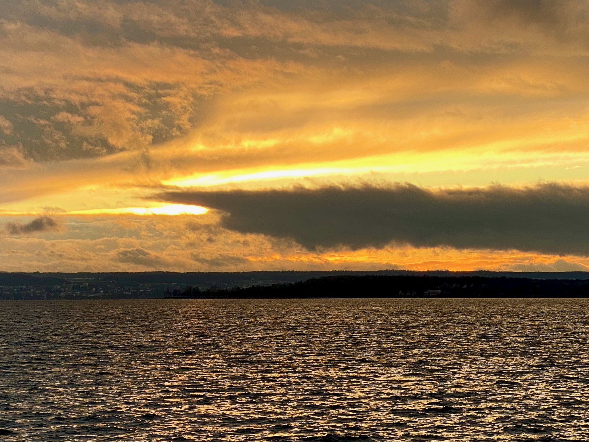 Sonnenuntergang über dem Bodensee