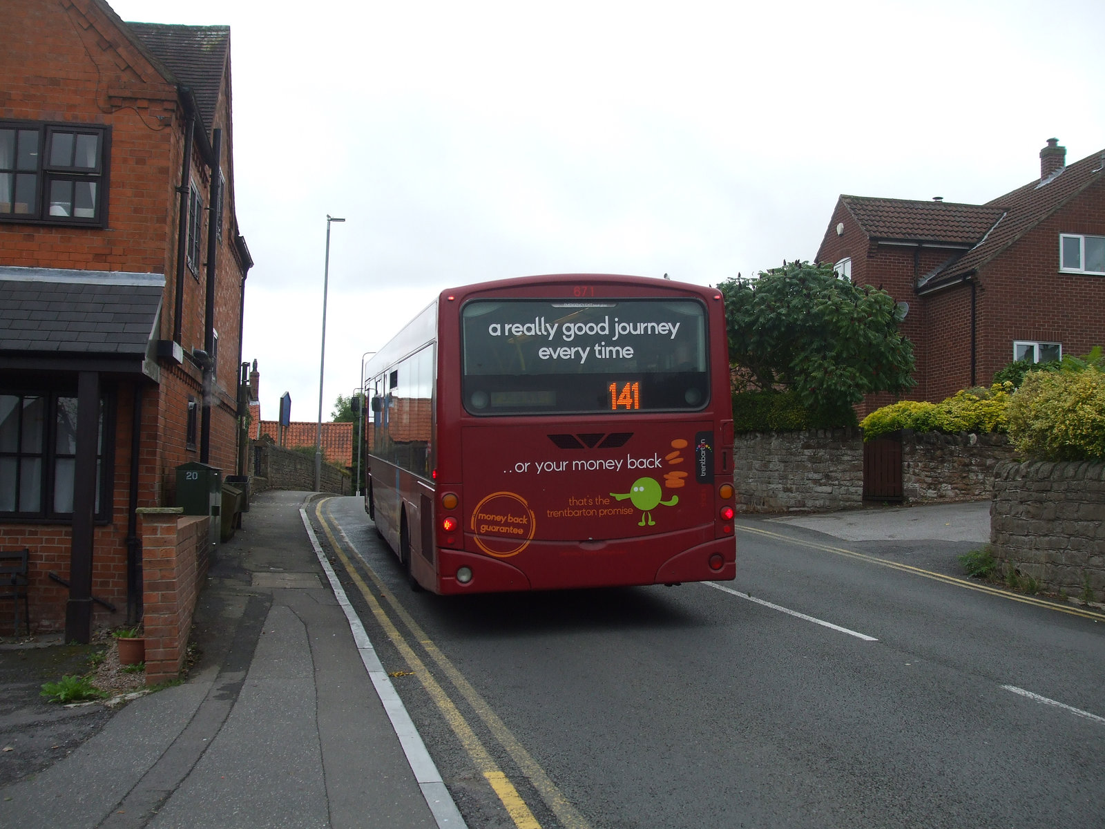 DSCF5126 Trent Barton (trentbarton) 671 (FJ55 AAF) in Blidworth - 10 Sep 2016