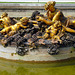 Avant restauration - Bassin des Saisons , cascade de grappes au bassin de Bacchus dit de l'automne .