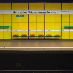 Bonn - U-Bahn-Station Heussallee/Museumsmeile