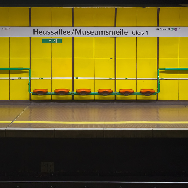 Bonn - U-Bahn-Station Heussallee/Museumsmeile Bonn - U-Bahn-Station Heussallee/Museumsmeile