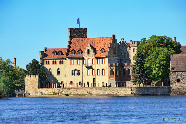 Blick zum Wasserschloss