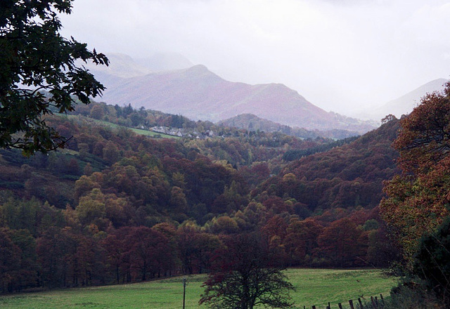 Looking towards Catbells (Scan from Oct 1994)