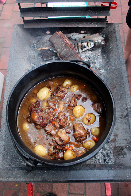 Ox-tail Potjie