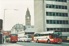 Ellen Smith (Rossendale Transport) coaches in Newgate, Rochdale - 16 Apr 1995 (260-22)