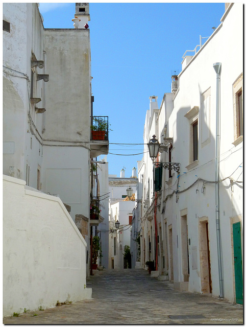 Little lane in the middle of the walls