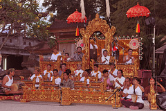 Big Gamelan orchester in Denpasar
