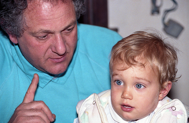 Portrait de famille , avec mon fiston chéri , il y a 25 ans environ......