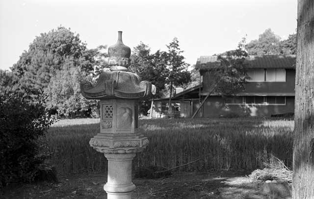 Stone lantern