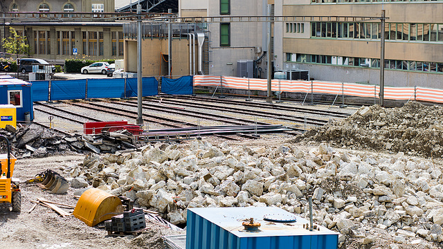 160425 demolition depot Lausanne 3