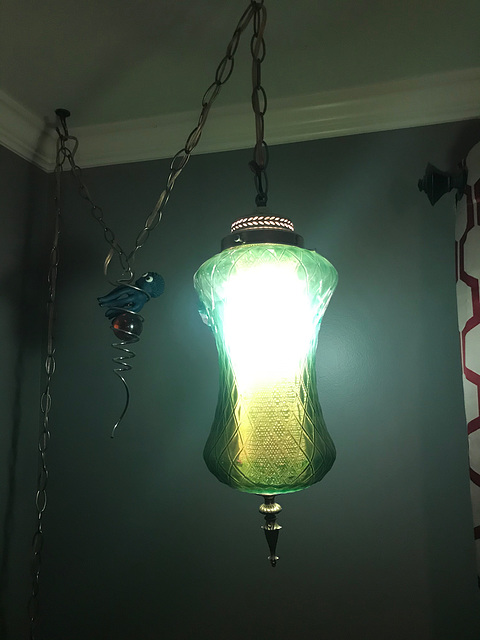 the green lamp
