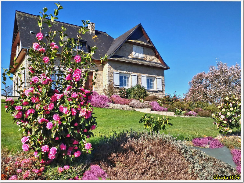 La maison sur la colline.