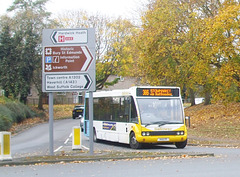 Galloway 333 (1440 PP) (YN04 XZA) in Bury St. Edmunds - 7 Nov 2017 (DSCF0249)