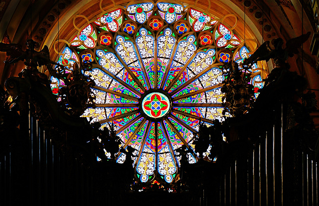 Fensterrose der Abteikirche Ebrach - The rose window of the abbey church Ebrach - PiC