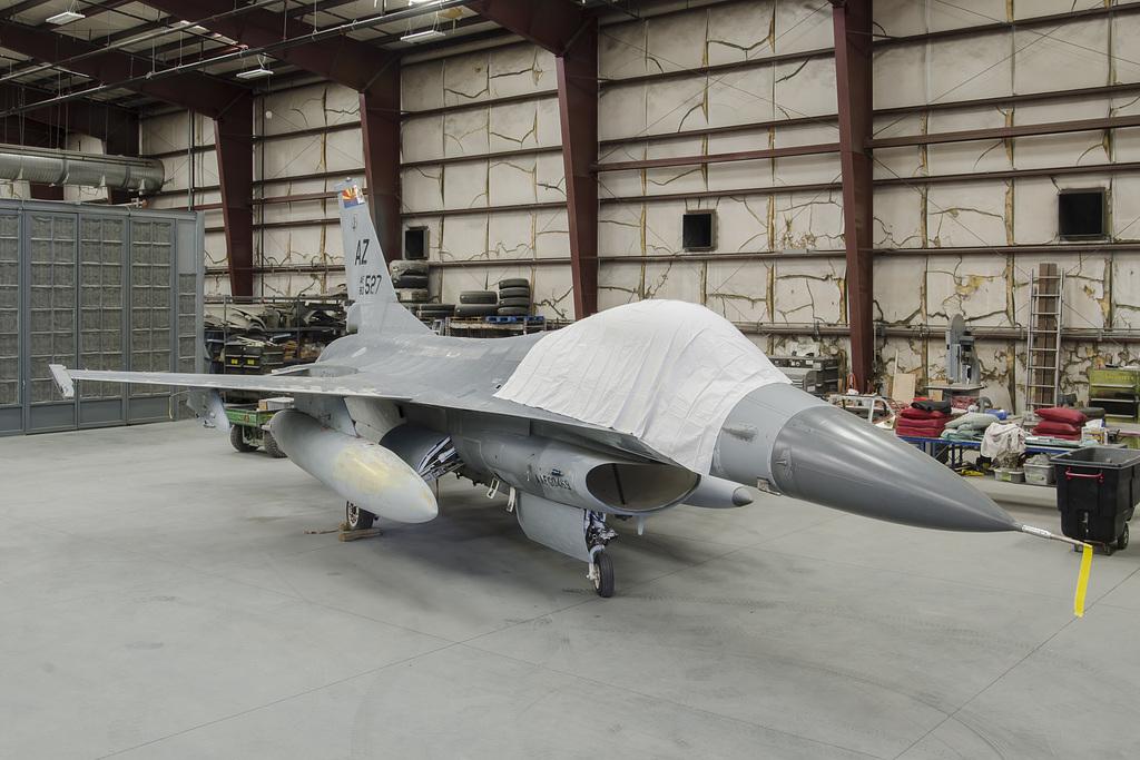 General Dynamics F-16A Fighting Falcon 80-0527
