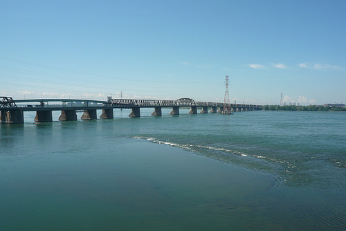 Victoria Bridge