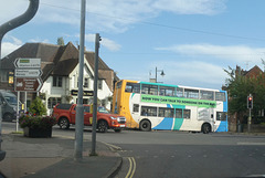 Stagecoach East Midlands 18316 (YN05 XNG) in Edwinstowe - 12 Sep 2024 (P1190704)
