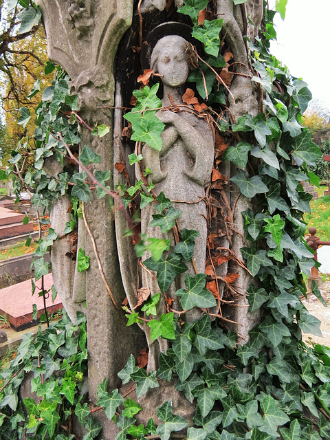 kensal green cemetery, london