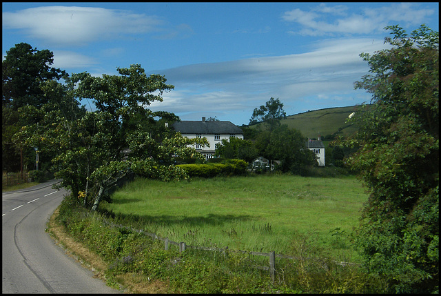 approaching Furzeleigh Mill