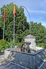 Schloss Andelfingen - Der Brunnen im Schlosshof