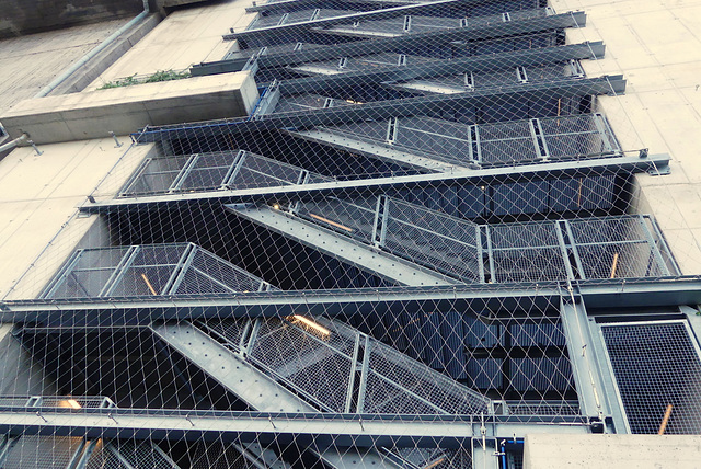 Zaunchaos am Grünen Bunker (s. Link in der Beschreibung)